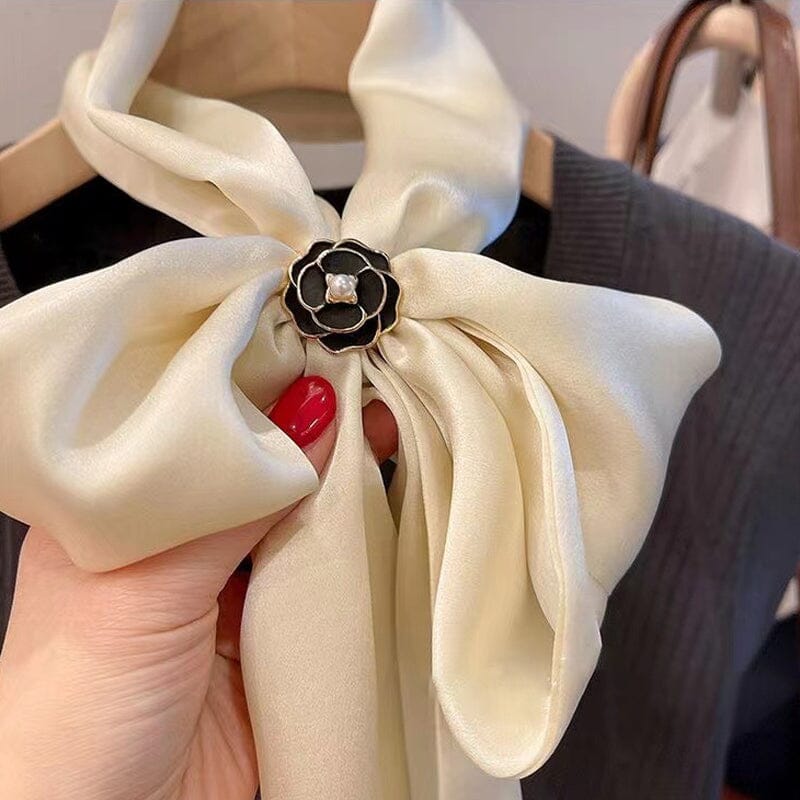 🔥This week's hot sale🔥 Camellia Scarf Buckle