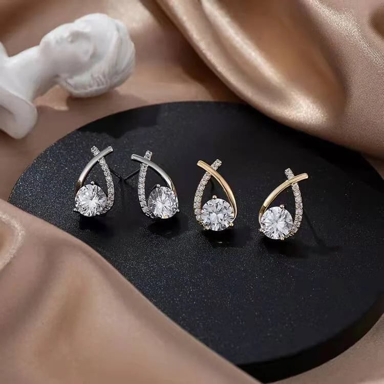 🔥This week's hot sale🔥 Mermaid Tail Stud Earrings