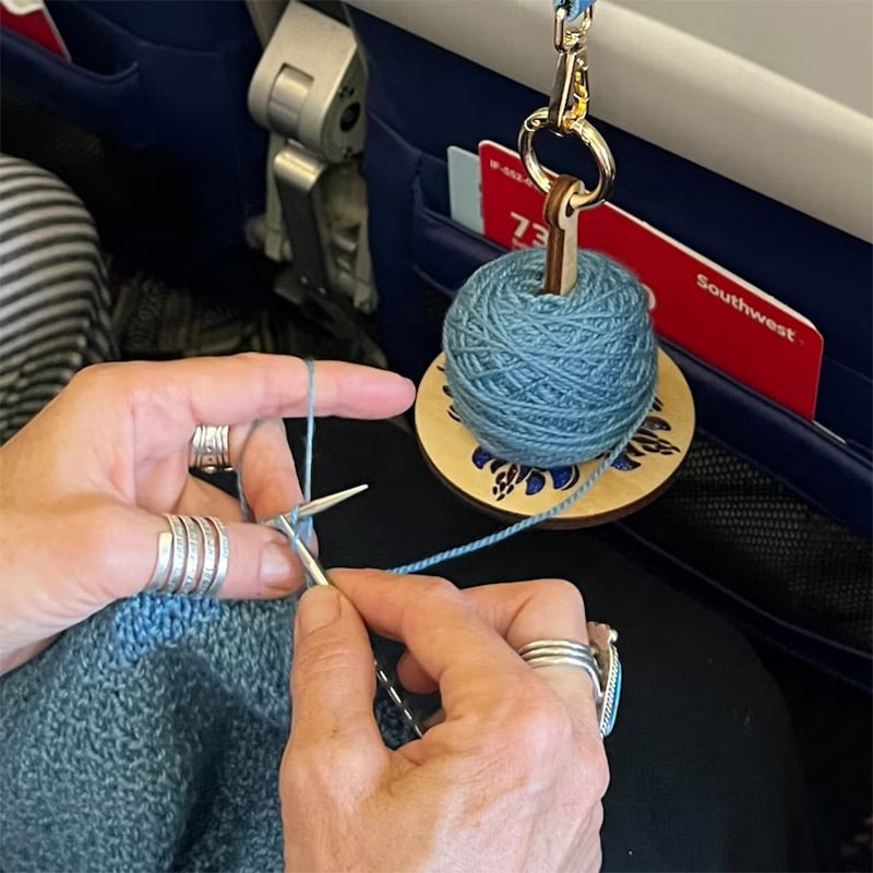 🔥This week's hot sale🔥Portable Wrist MINI Yarn Holder