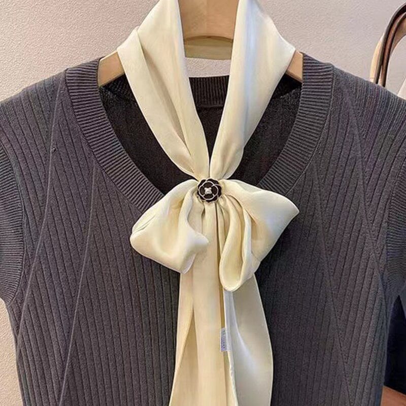 🔥This week's hot sale🔥 Camellia Scarf Buckle