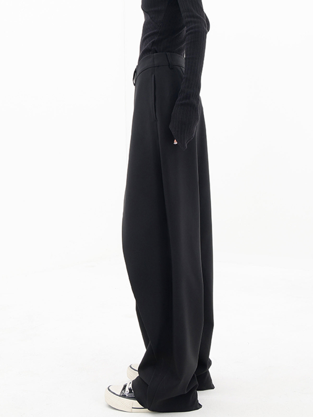 Sofia - Modern Baggy Pants
