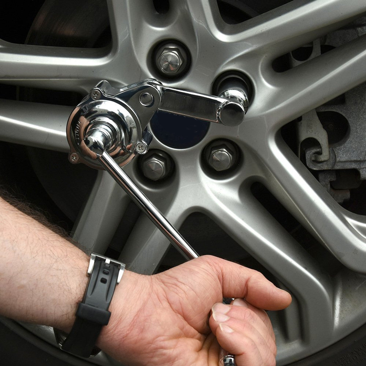 🔥This week's hot sale🔥Geared Lug Nut Remover