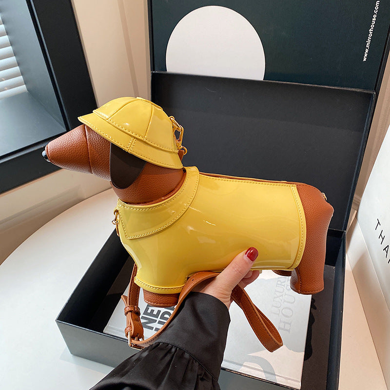 🔥This week's hot sale🔥Dachshund In Rain Coat Crossbody Bag