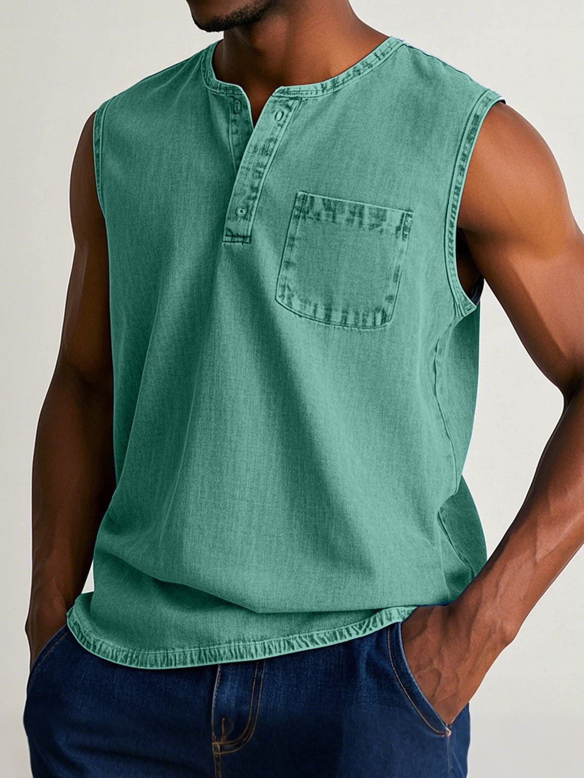 Men's solid color three-button sleeveless T-shirt