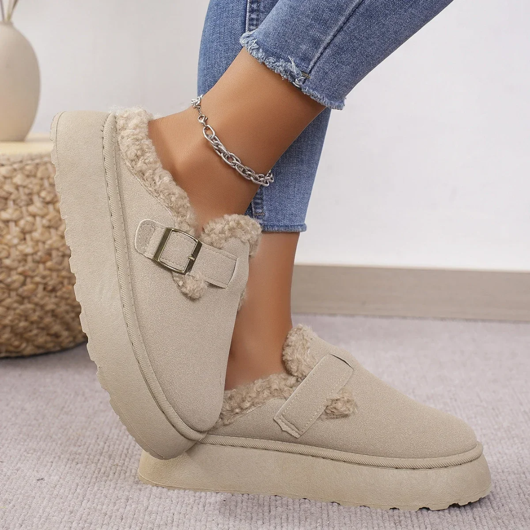 🔥This week's hot sale🔥Thick-soled, plush, buckle-up warm cotton slippers