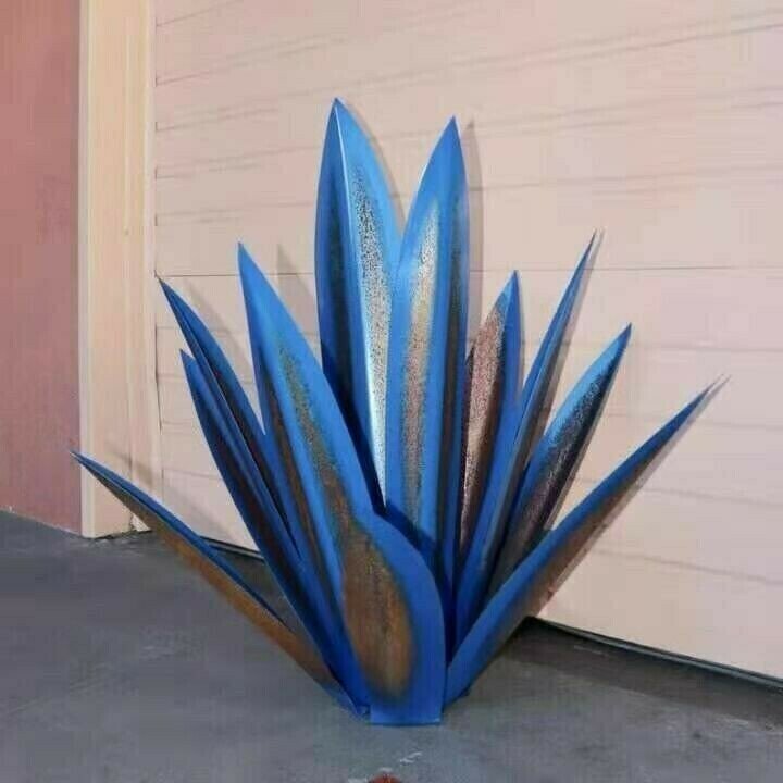 🎄Up to 52% Off💡Waterproof Solar Powered Agave Garden Light