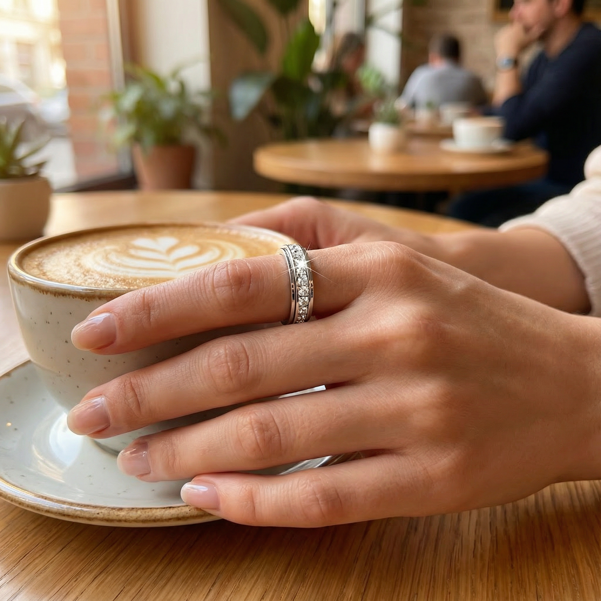 🔥This week's hot sale🔥Rotating Zirconia Spinner Ring