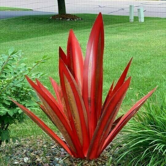 🎄Up to 52% Off💡Waterproof Solar Powered Agave Garden Light