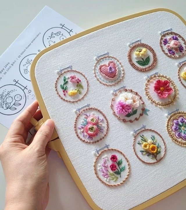 🔥This week's hot sale🔥Small Flower Frame Embroidery Kit