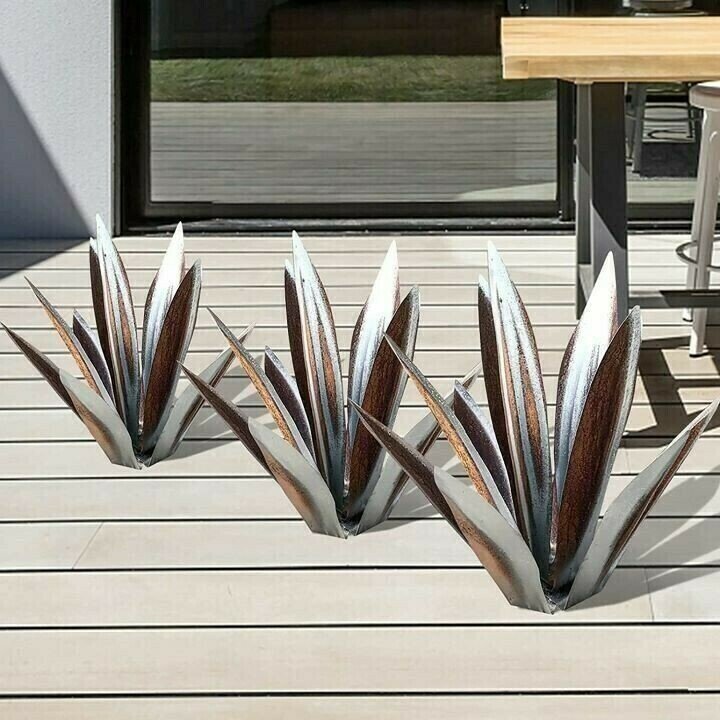 🎄Up to 52% Off💡Waterproof Solar Powered Agave Garden Light